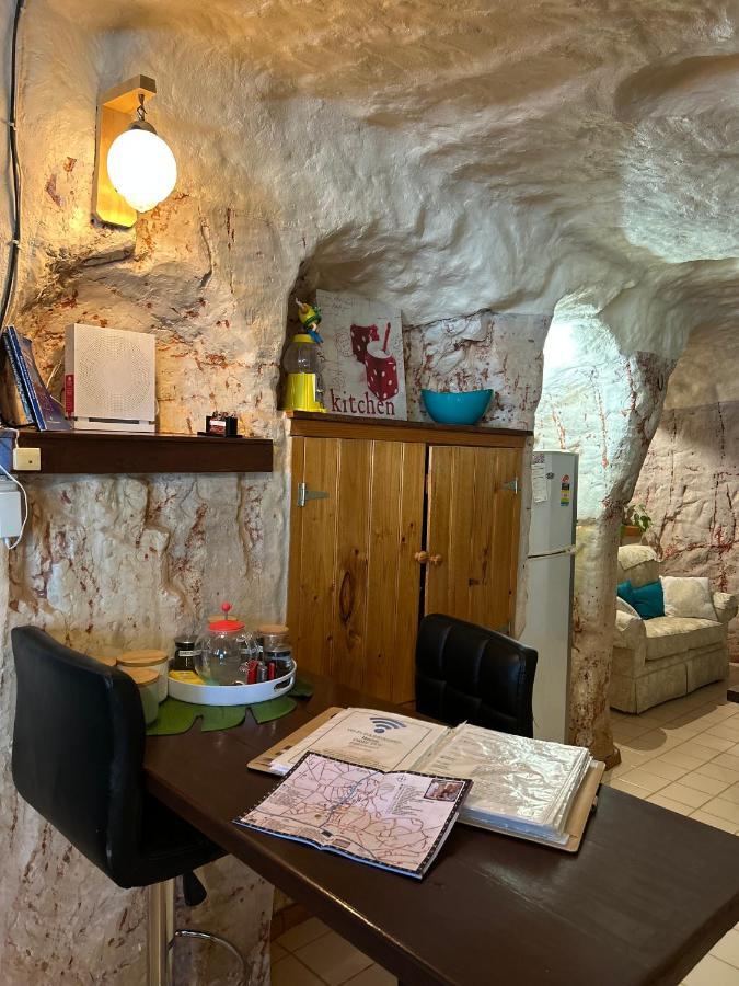 Dinky Di'S Dugout Villa Coober Pedy Buitenkant foto