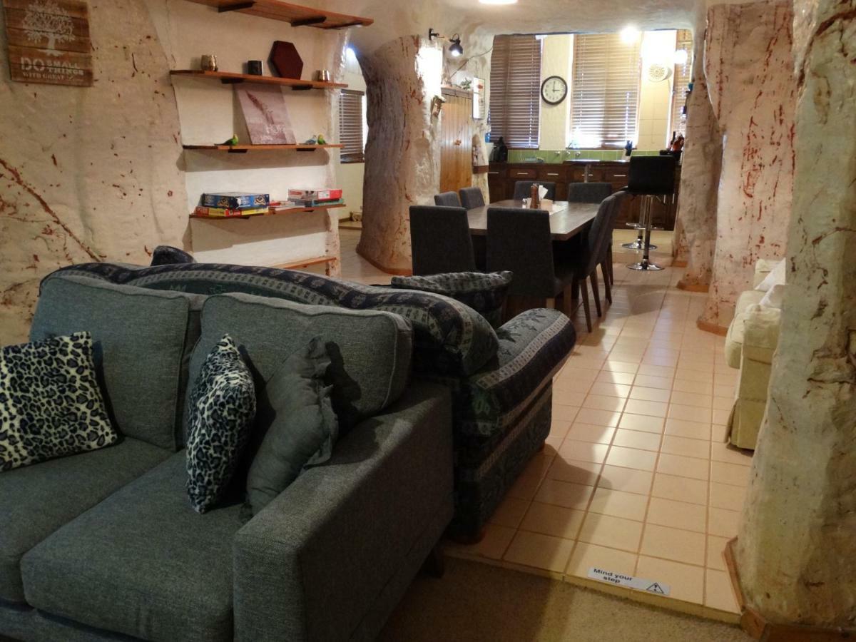 Dinky Di'S Dugout Villa Coober Pedy Buitenkant foto